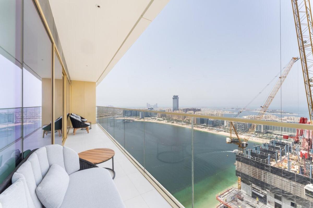 Upscale 2-br With Sea View - Grand Bleu By Elie Saab Apartment Dubai