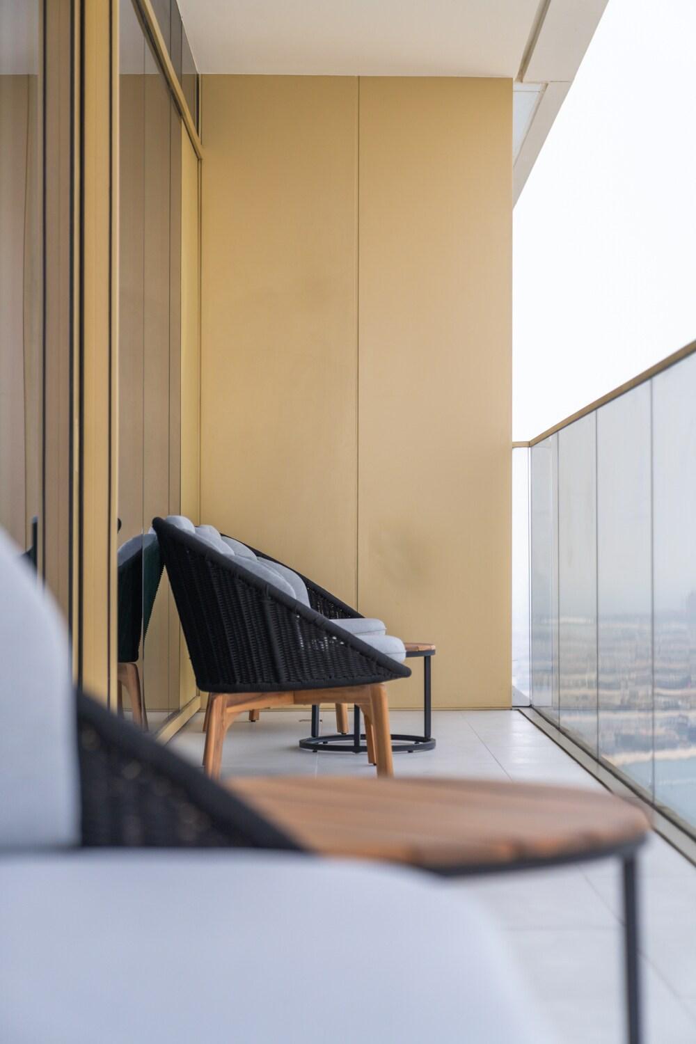 Apartment Upscale 2-br With Sea View - Grand Bleu By Elie Saab